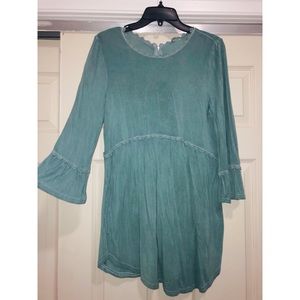 Green Boutique 3/4 Sleeved Top